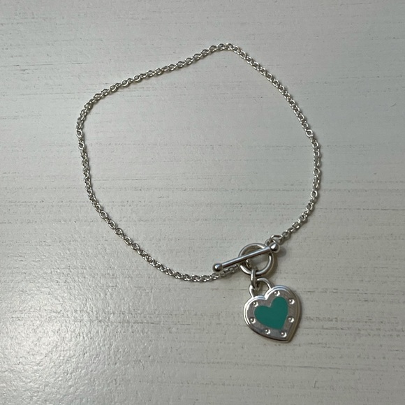Return to Tiffany & Co. heart toggle bracelet-NEW! - Picture 11 of 11